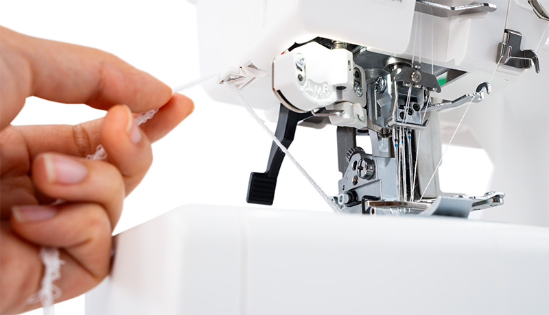 Janome CoverPro 3000 Professional Thread cutter